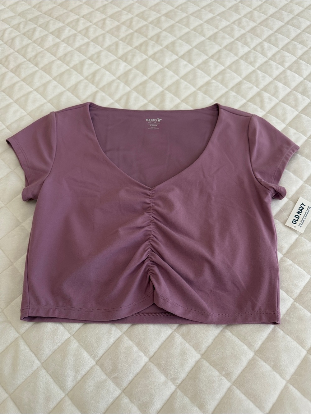 NWT Old Navy Active studiosmooth go dry deep V neck cropped top sz MP